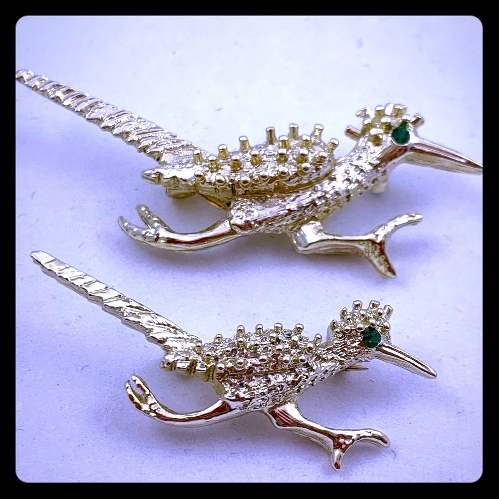 ROAD RUNNER SCATTER PINS - Picture 2 of 5